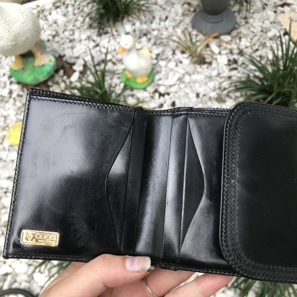 Gucci Handbags - Authentic Gucci gorgeous black wallet